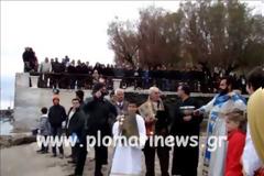 Ο Αγιασμός των Υδάτων – Θεοφάνεια 2013 στο Πλωμάρι [Video & Photos]