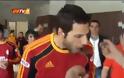 ΧΑΤΖΙ : ΠΙΣΤΕΨΤΕ ΣΤΟΝ ΠΙΝΟ (VIDEOS & PHOTOS)