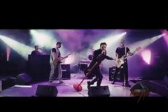 Νέο video clip “Ευτυχώς Τρελάθηκα” | Onirama VS… Ράδιο Αρβύλα!