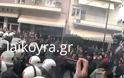 Πανικός στην Νάουσα από δακρυγόνα (Βίντεο)