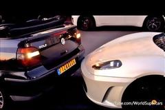 Προσπαθεί να ξεπαρκάρει μπροστά από μία Ferrari [video]