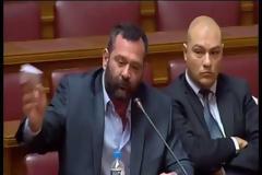 “Καθ΄υπόδειξη” της Χρυσής Αυγής οι αστυνομικές επιχειρήσεις - ΒΙΝΤΕΟ