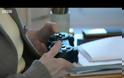 Μία 85χρονη παίζει video games με την... 94χρονη θεία της!