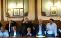 Χαμός στο δημοτικό συμβούλιο Ξάνθης-Μοιράζετε τις θέσεις και τα λεφτά λέει η αντιπολίτευση