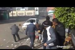 ΔΥΟ ΝΕΚΡΟΙ ΣΕ ΕΠΕΙΣΟΔΙΑ ΣΤΗ ΔΙΚΗ ΓΙΑ ΤΗΝ ΠΟΔΟΣΦΑΙΡΙΚΗ ΤΡΑΓΩΔΙΑ ΤΗΣ ΑΙΓΥΠΤΟΥ! *ΒΙΝΤΕΟ*