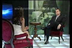 Δημοσιογράφος πήρε συνέντευξη απο τον Σέρβο πρωθυπουργό χωρίς εσώρουχο!..(Βίντεο)