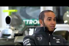 Η πρώτη μέρα του Hamilton στη Mercedes