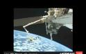 UFO κοντά στον ISS απομακρύνεται και μπαίνει στην Ατμόσφαιρα της Γης , 30 Ιανουαρίου 2013.