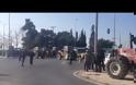 Οι αγρότες της Θεσσαλονίκης συγκεντρώνονται στα Πράσινα Φανάρια με τα τρακτέρ