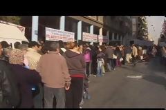 ΤΟ ΓΥΡΟ ΤΟΥ ΚΟΣΜΟΥ ΚΑΝΟΥΝ ΟΙ ΕΙΚΟΝΕΣ ΣΟΚ ΑΠΟ ΤΟ ΚΕΝΤΡΟ ΤΗΣ ΑΘΗΝΑΣ (VIDEO)