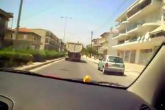Πως βλέπει ο επισκέπτης τα Μετέωρα Καλαμπάκας μέσα απ΄ το αυτοκίνητο; [video]
