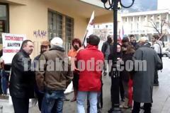 Παραμένει υπό κατάληψη το ΙΚΑ Ξάνθης από εργαζόμενους και απολυμένους [video]