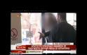 Απίστευτος καβγάς πασίγνωστου ζευγαριού της ελληνικής showbiz μπροστά σε τηλεοπτική κάμερα!