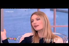 Ποια πανέμορφη Ελληνίδα λιβανίζει συχνά στο σπίτι της;