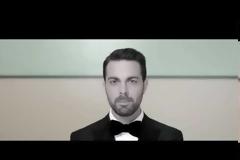 Ανατρεπτικό το ολοκαίνουριο video clip του Ηλία Βρεττού!