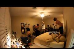 Harlem Shake: Η νέα παγκόσμια τρέλα (videos)