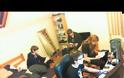 Harlem Shake: Η νέα παγκόσμια τρέλα (videos)