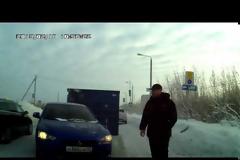Νταλικιέρης σπέρνει τον... πανικό [Video]