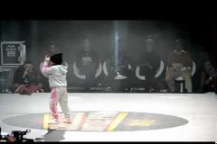 6χρονη μαγεύει σε διαγωνισμό breakdancing [Video]