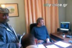 Διαμαρτυρία στην ΔΕΗ - Έκοψαν το ρεύμα σε άρρωστη γυναίκα [Video]