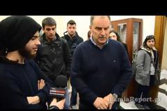 Λαμία: Οι φοιτητές κατέλαβαν το γραφείο του Δημάρχου και τα είπαν on camera
