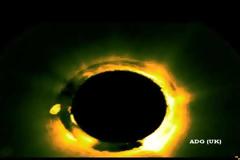 UFO σε σχήμα δαχτυλιδιού ορατό και πάλι κοντά από τον Ήλιο - Μάρτιος 2013
