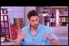 Η Σκορδά αποκάλεσε «gay» την τσάντα ηθοποιού και την… ψαχούλεψε!