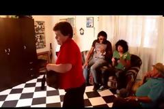Η αγανάκτηση της μάνας με το Harlem Shake