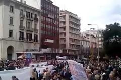 Συγκέντρωση διαμαρτυρίας απόστρατων στρατιωτικών στη Θεσσαλονίκη [video]