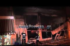 Πρέβεζα: Στις φλόγες βιβλιοπωλείο τα ξημερώματα [Video & Photo]