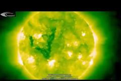 UFO εντοπίζονται στον Ήλιο από το Soho της Nasa -(13 εως 15 Μαρτιου , 2013) - Βίντεο