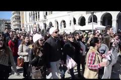 Πάτρα: Σπουδαστές των ΤΕΙ «άνοιξαν» την παρέλαση του Καρναβαλιού
