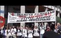 Παρακολουθήστε 3 σημερινά βίντεο από το Σύνταγμα
