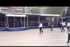 Άρχισε η παρέλαση στη Θεσσαλονίκη - Δείτε την εξέδρα των επισήμων