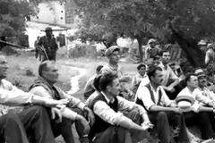 Πάνω απο 200.000 υπογραφές- και από τα Kαλάβρυτα- για τις Γερμανικές αποζημιώσεις