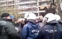 Συγκέντρωση διαμαρτυρίας κατά των μεταλλείων χρυσού έξω από το Μακεδονία Παλάς [video]