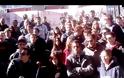 Παράσταση διαμαρτυρίας έξω από το κτίριο της διοικούσας επιτροπής του πανεπιστημίου [video]