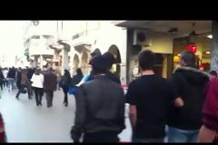 Πάτρα: Σπουδαστές του AΤΕΙ πέταξαν αυγά στα γραφεία της Ν.Δ. - Δείτε video