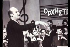 Δύσκολες ώρες για τον Θάνο Kαλλίρη
