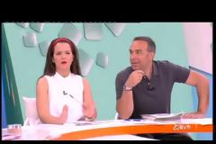 Eλένη Μενεγάκη: “Ζεσταίνομαι! Καίγομαι!”
