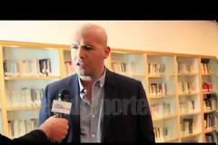 Ο Billy Zane στέλνει στο Hollywood το Μανιάτικο λάδι [Video]