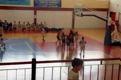 Τρομακτικό buzzer beater της 12χρονης Δήμητρας [video]