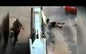 Βίντεο-ΣΟΚ: Για λίγη βενζίνη παραλίγο να σκοτώσει την έγκυο κοπέλα του