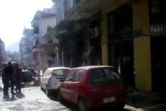 Tρομακτική έκρηξη στο κέντρο της Καλαμάτας - Μεγάλες ζημιές σε καταστήματα και αυτοκίνητα