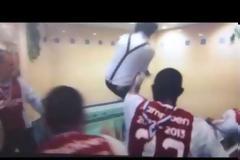 Ο δημοσιογράφος...πλήρωσε τα πανηγύρια του Άγιαξ!