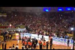 Αποθεώθηκε ο Γκάλης κατά την είσοδό του στο γήπεδο! Σείστηκε το Παλαί ντε Σπορ!
