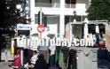 Στην ουρά… στους κάδους σκουπιδιών της Ξάνθης για παπούτσια!