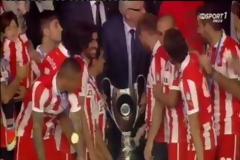 Κυπελλούχος Ελλάδας ο Ολυμπιακός, σε έναν ακόμα τραγικό τελικό