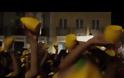 VIDEO: Η βουβουζέλα φεύγει... η κασιρόλα έρχεται!