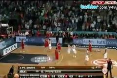 Τέτοιες κούπες θέλει το λιμάνι...Με καρύδια! [videos+photos από το O2Arena]